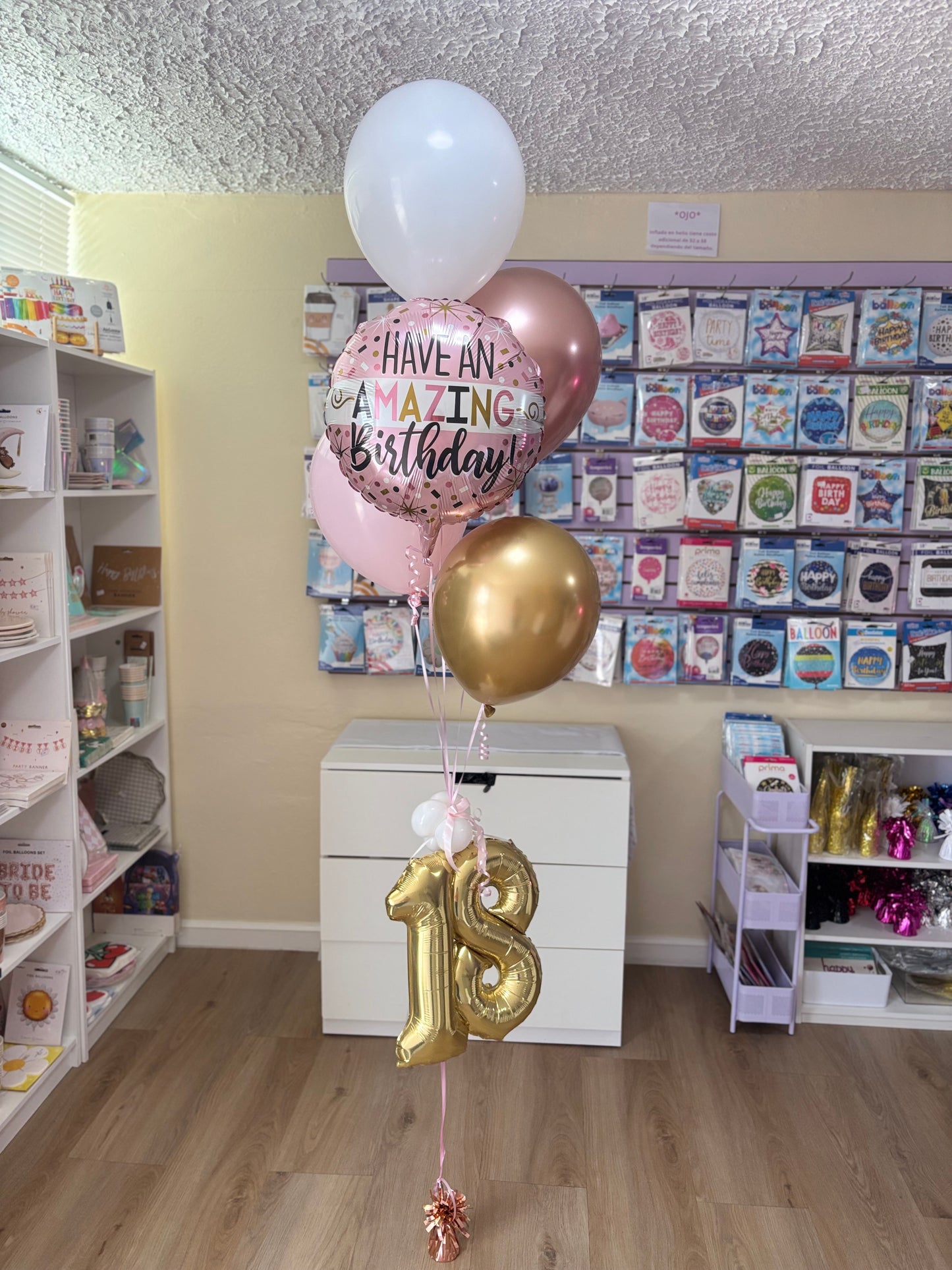 Arreglo de globos con helio- HBD Plus